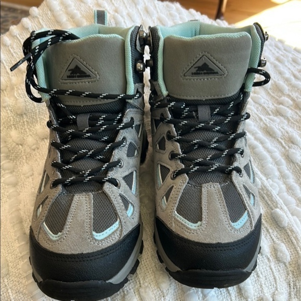 High Sierra Gray and Black Lace Up Hiking Boots